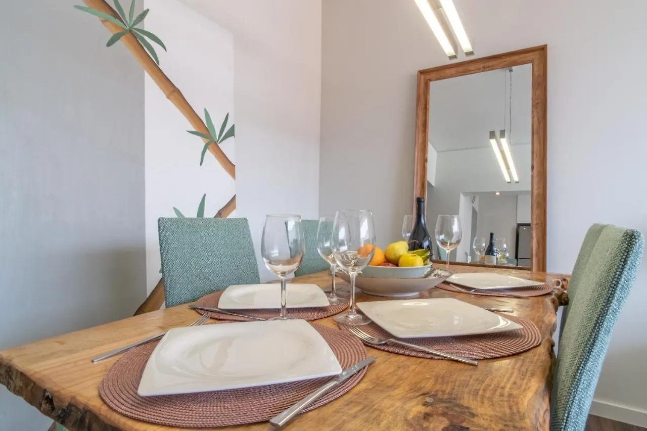 Elias Garcia The Beauty Funchal Apartment