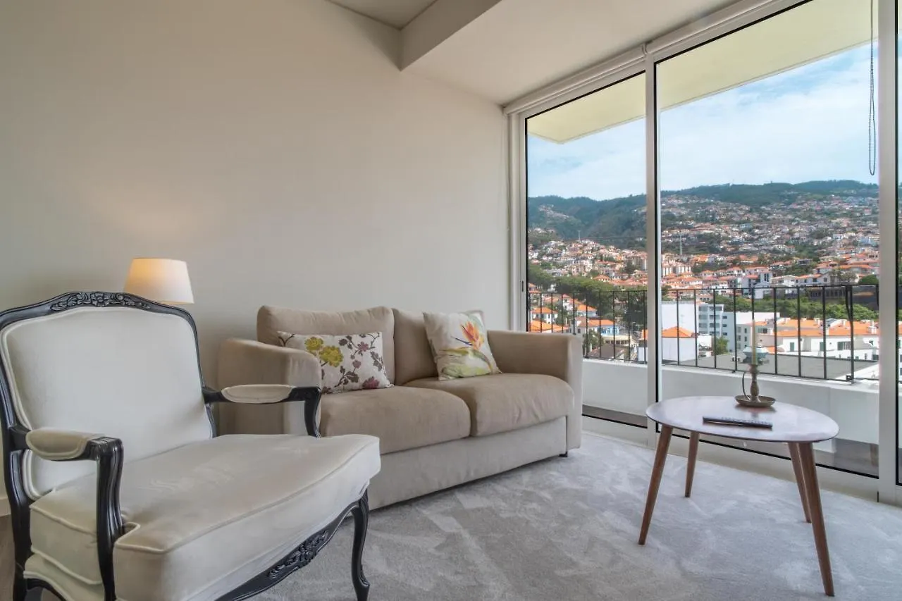 Elias Garcia The Beauty Funchal location