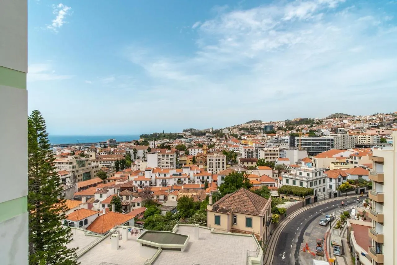 Elias Garcia The Beauty Funchal Apartment Portugal