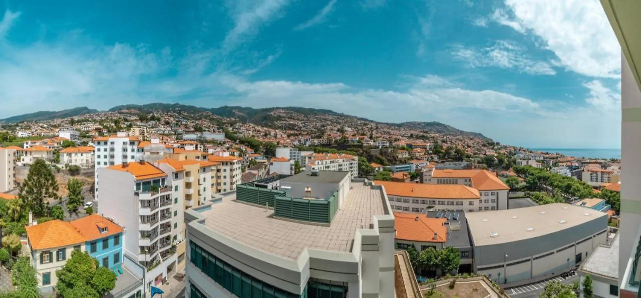 Elias Garcia The Beauty Funchal Apartment